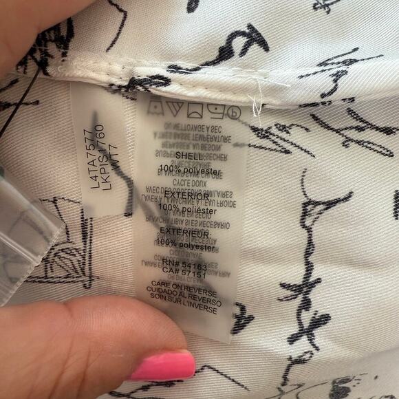 NWT KARL LAGERFELD PARIS Women's Soft Everyday Roll-Sleeve Blouse Size L - Picture 11 of 12